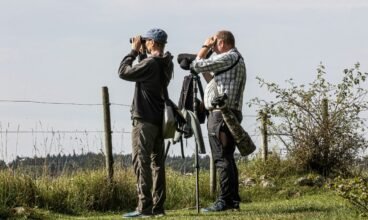 Choosing the Best Compact Spotting Scope for Traveling in Greece